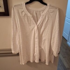 Lane Bryant White Lightweight Button-Front 3/4 Sleeve Blouse